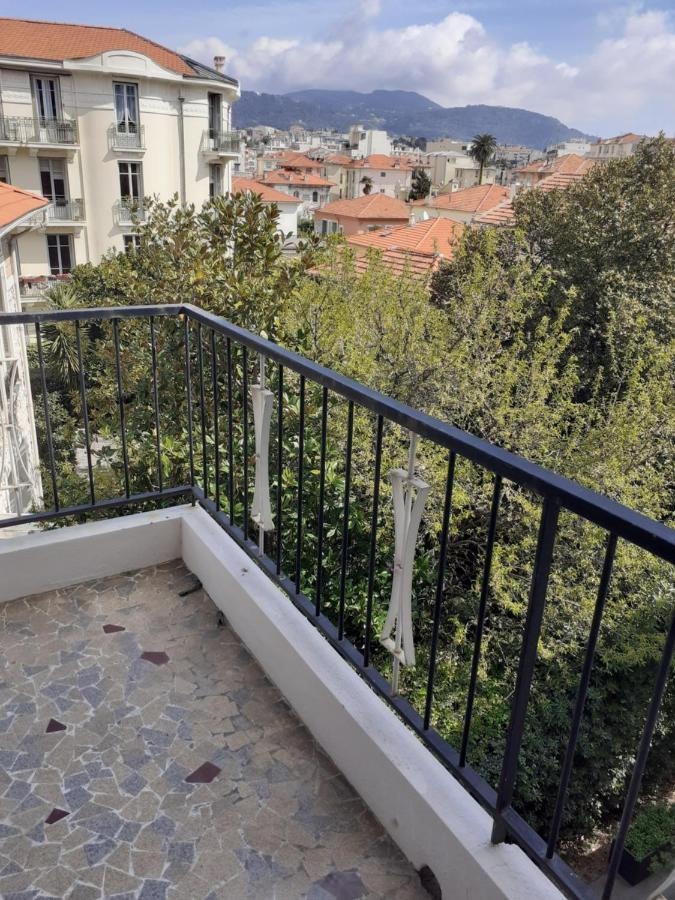La verdure au cœur de Nice Extérieur photo